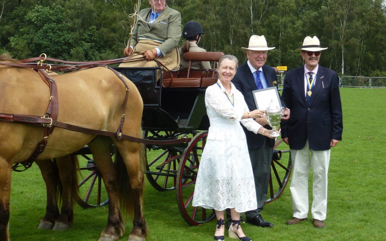 Coachmakers award presentation to John Forbes OBE